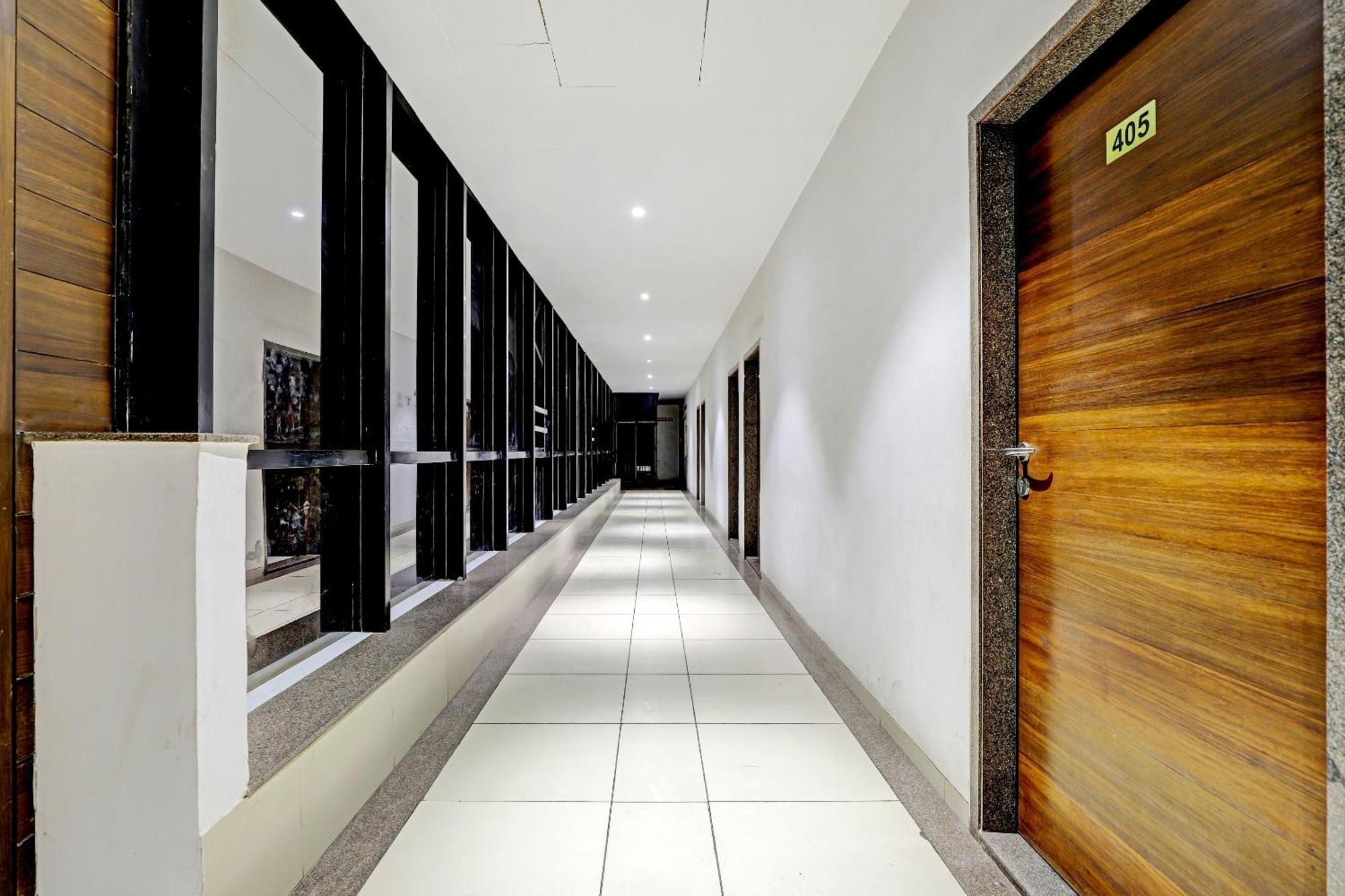 Hotel O Rishta And Jahan Banquet And Rooms Bhatha Exterior foto